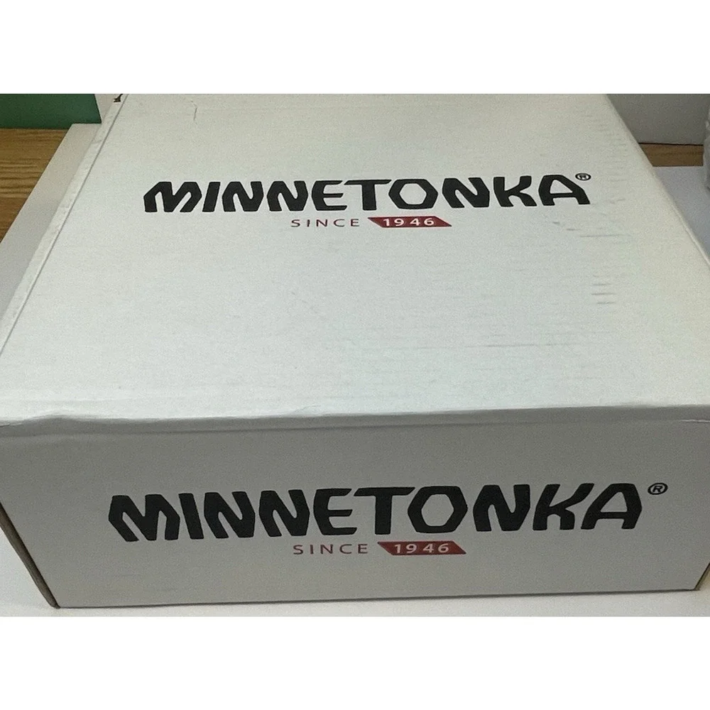 Minnetonka women faux